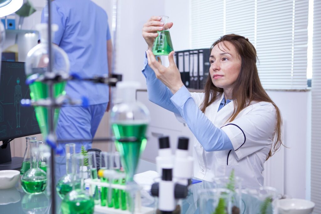 food, scientist, science, laboratory, nature, research, lab, biotechnology, woman, safety, medical, young, biology, microbiology, scientific, test, genetic, experiment, technology, control, inspection, quality, chemical, gmo, plant, microscope